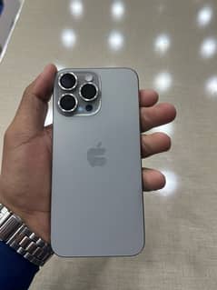 iphone 15 pro max natural titanium (jv) for sale with box 10/10 !