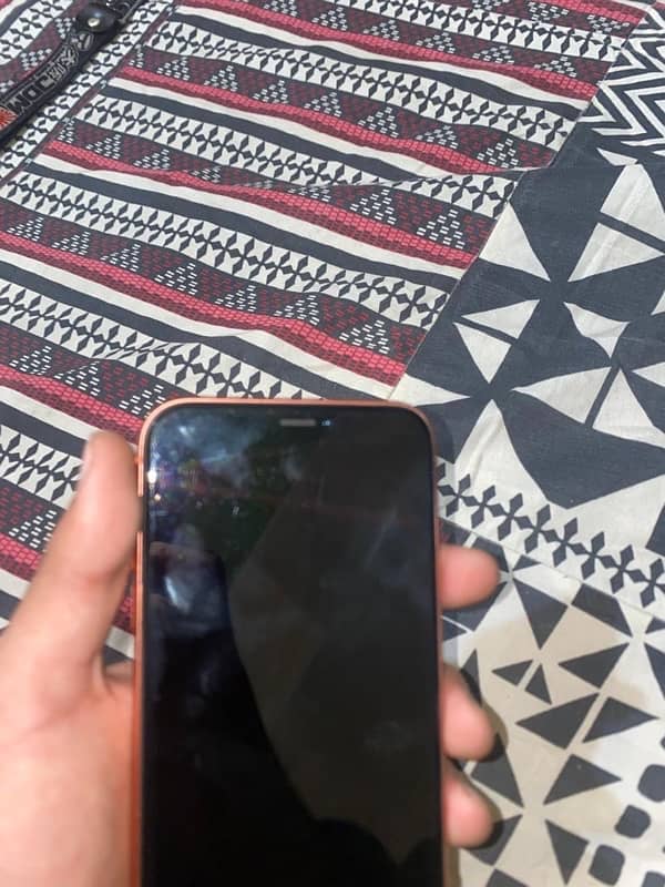 iphone xr urgent sell 0