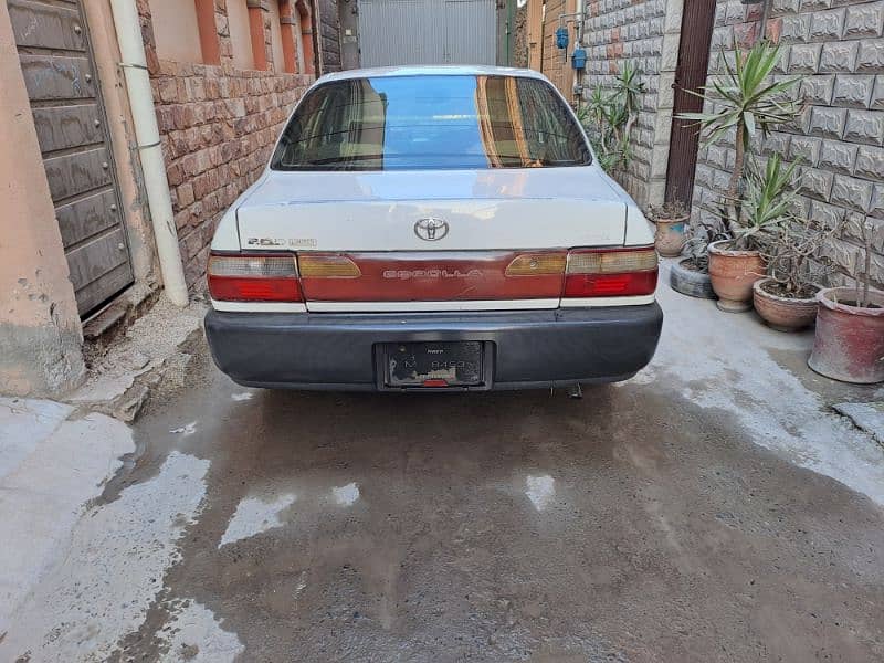 Toyota Corolla 2.0 D 2000 5