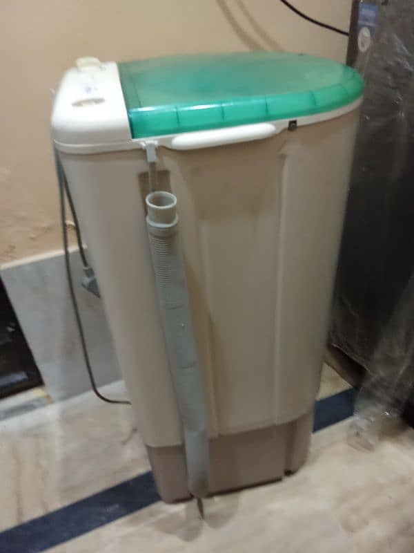 HAIER DRYER FEW MONTHS USED/CARRY 10KG washing machine 4