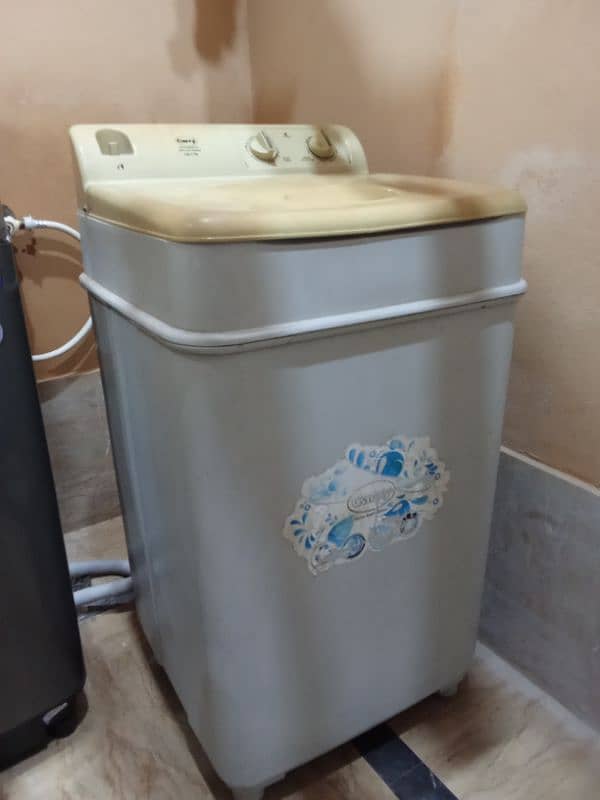 HAIER DRYER FEW MONTHS USED/CARRY 10KG washing machine 8