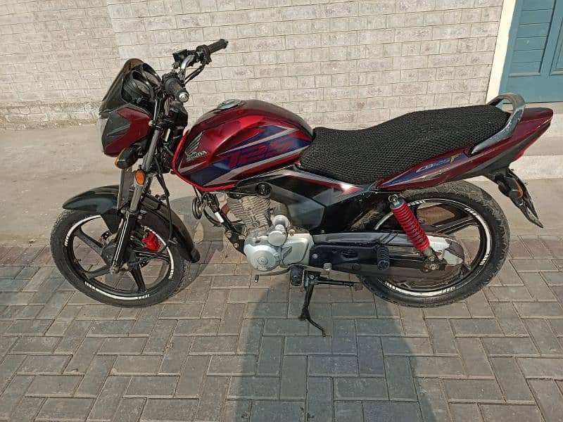 CBF125 Honda 0