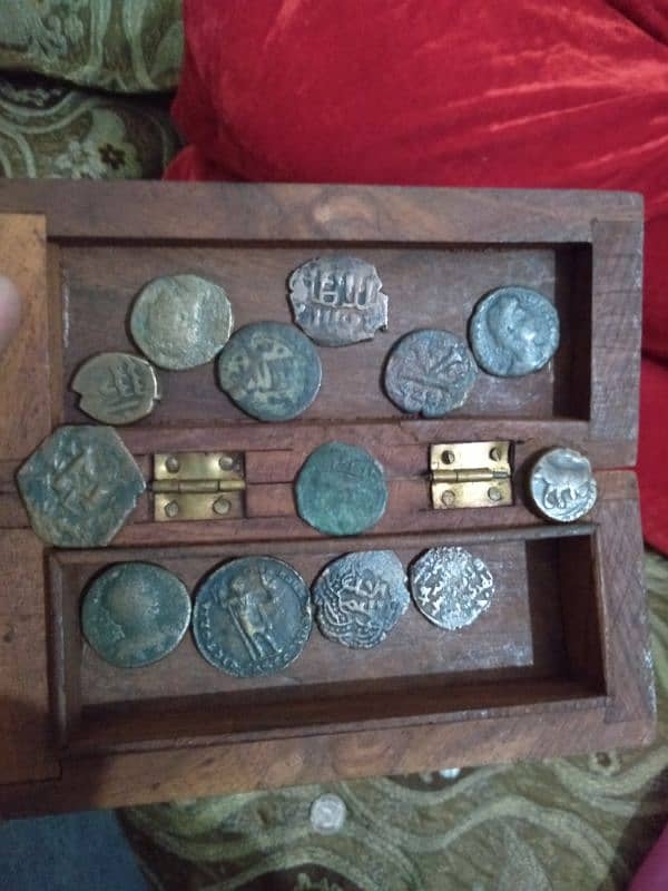 old coins 1 Anna and more 0