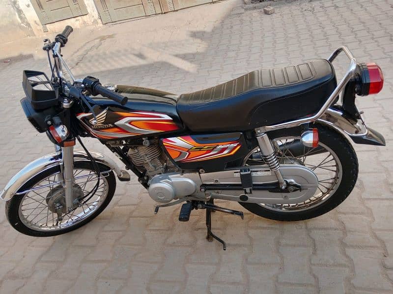 original Condition Honda 125 22 MODEL 5