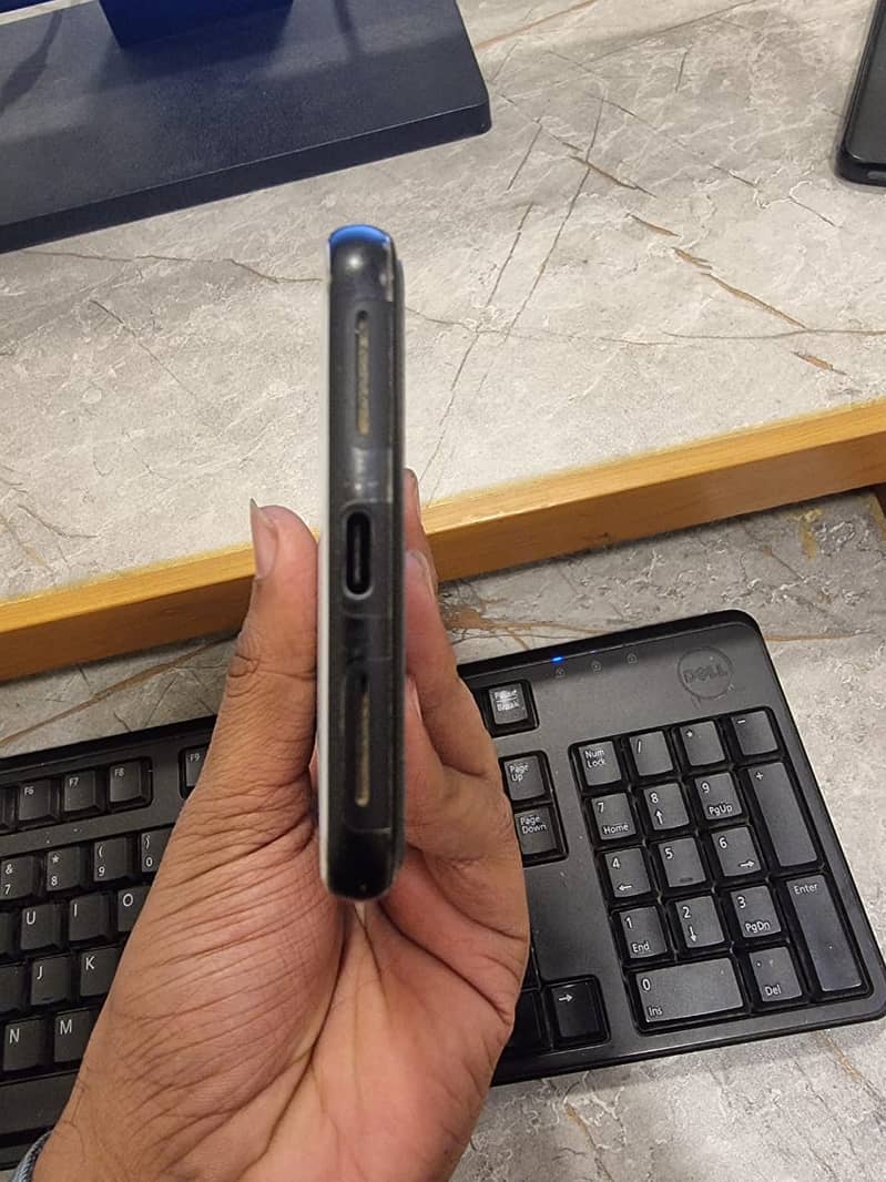 Google Pixel 4 XL 40,000 2