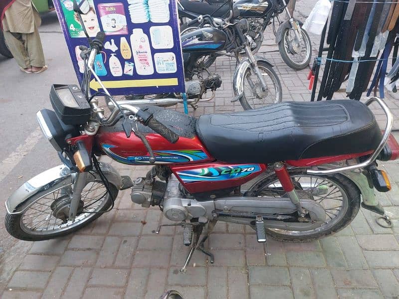 HONDA CD 70 2020 MODEL 1