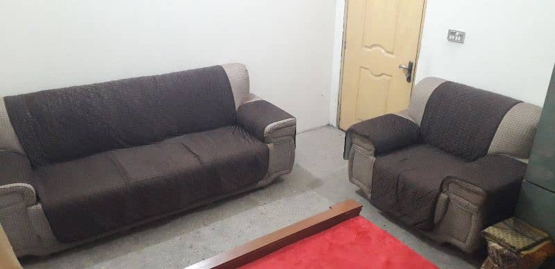 5 Seaters Sofa Set 3+1+1 4