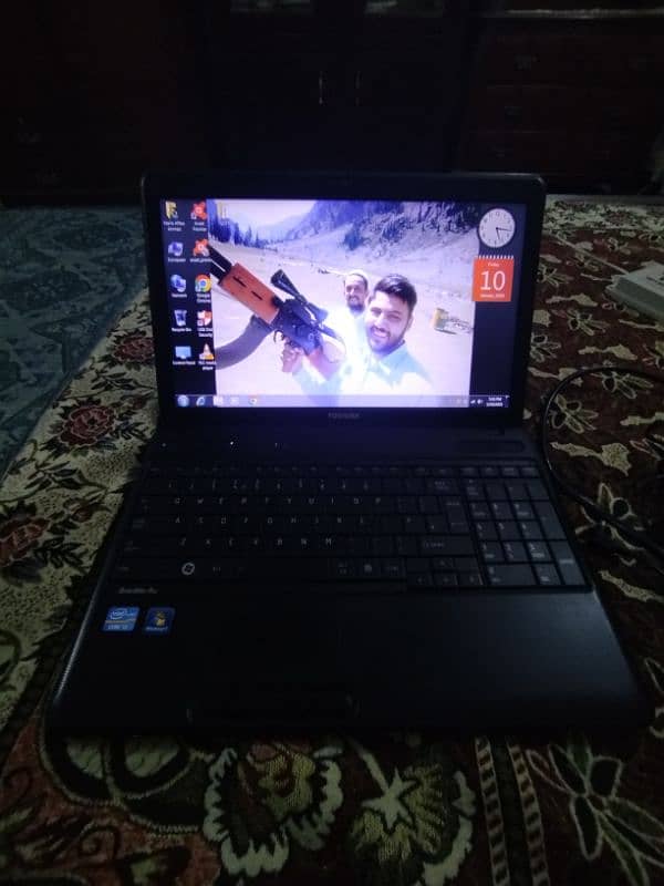 Toshiba laptop for sale 2nd generation 2