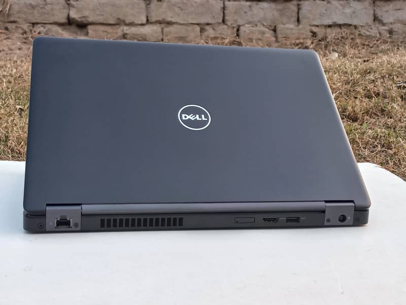 dell latitude 5480 core i5 6th gen 8gb ram 256gb ssd 10 by 10 cond 0