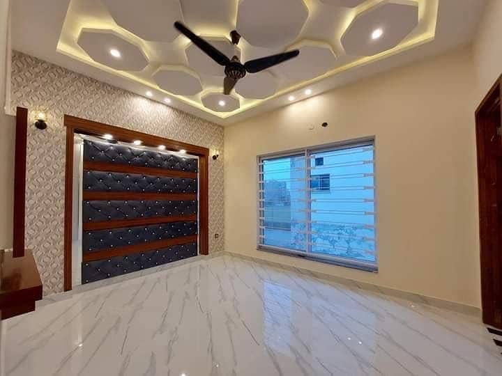 (Chance Deal) Triple Story 8 Bed Rooms Brand New West Open Bungalow On Most Vip Location For Sale 13