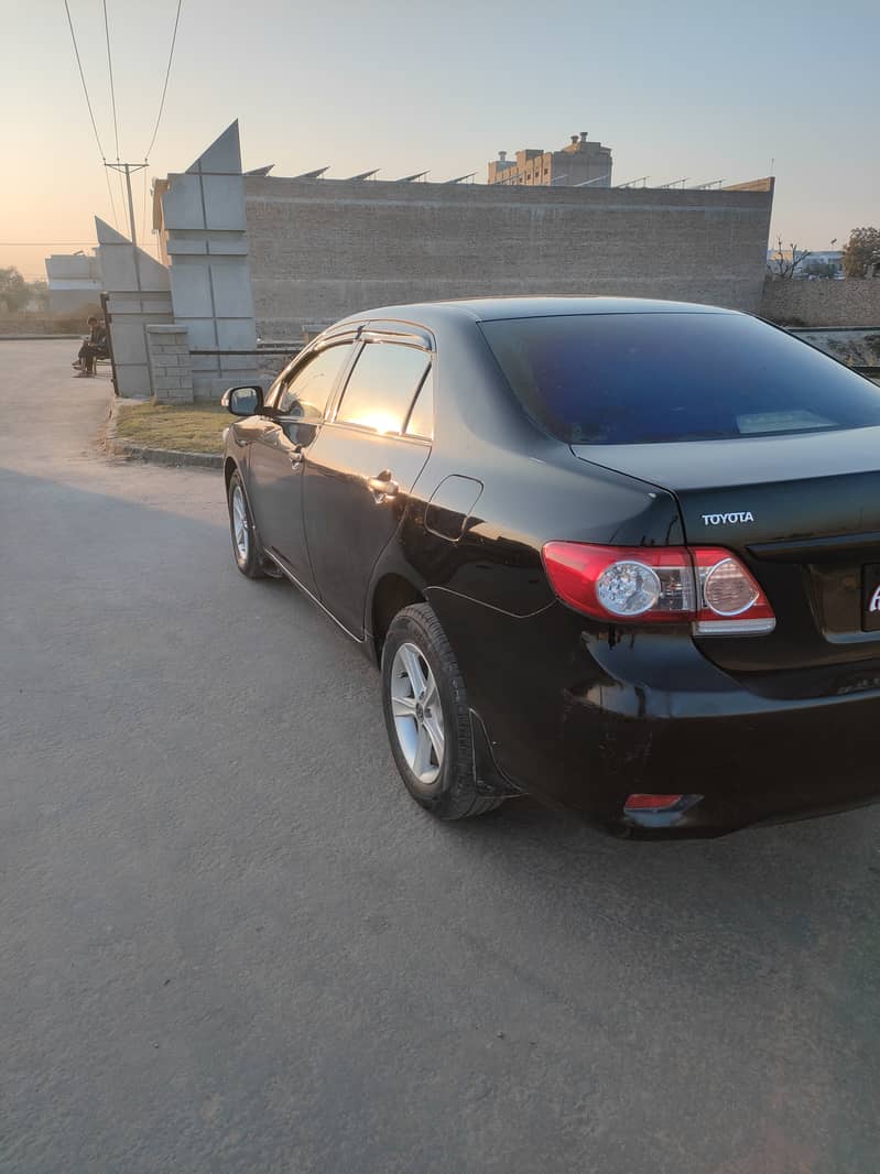 Toyota Corolla GLI 2011 14