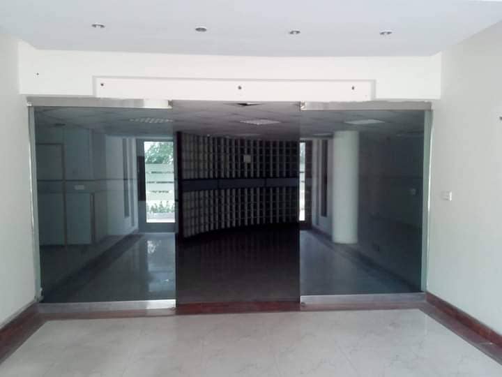 CANTT,COMMERCIAL BUILDING FOR RENT MAIN BOULEVARD GULBERG MODEL TOWN GARDEN TOWN SHADMAN GOR UPPER MALL LAHORE 11