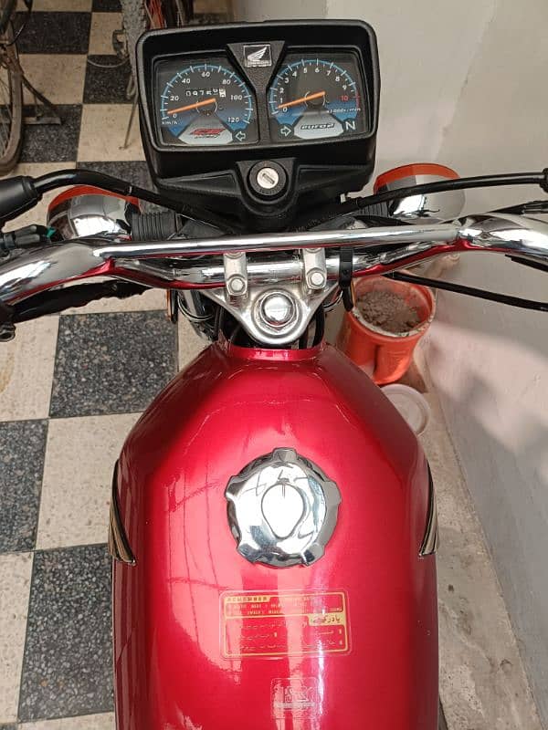 CG 125 special edition 3