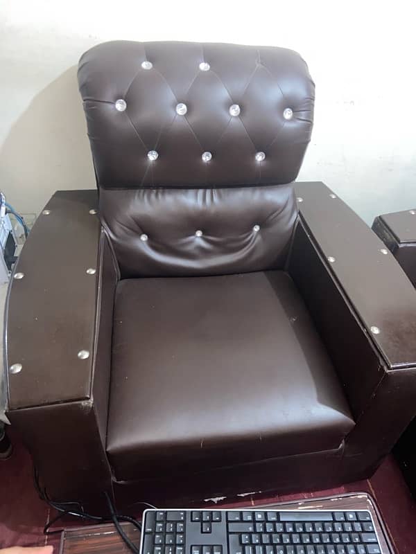 SIX SEATER REXINE SOFA SET - 6 SEAT 0