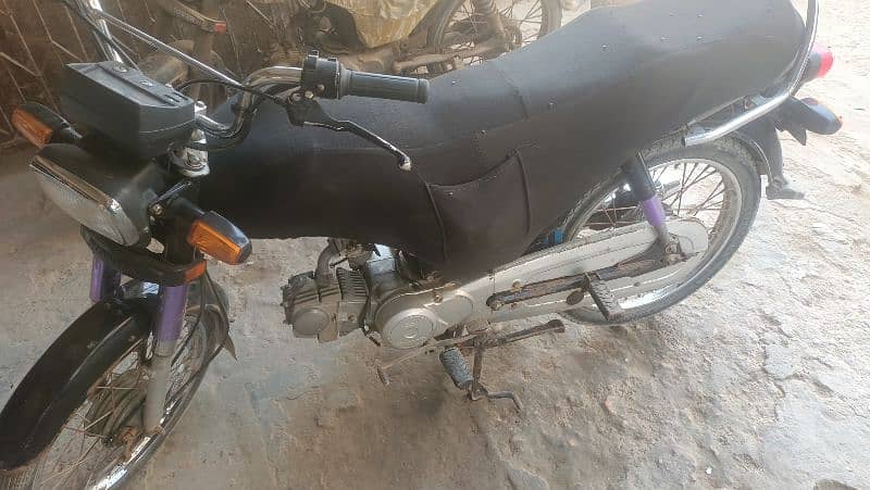 Honda CD 70 model 2023 march original condition 2