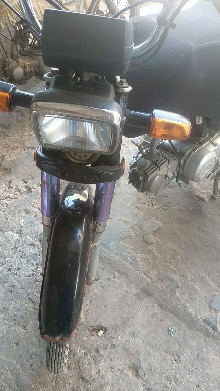 Honda CD 70 model 2023 march original condition 3