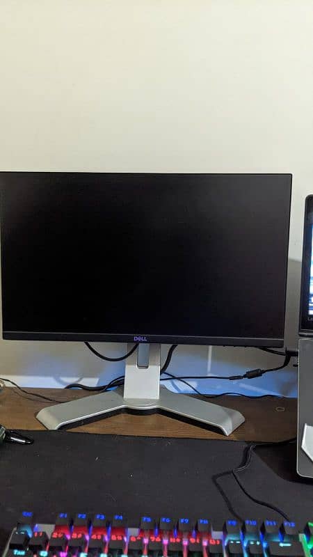 Dell P2219h 22 inch Borderless led monitor 1