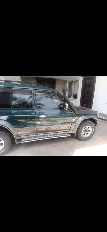 Mitsubishi Pajero 1991 1