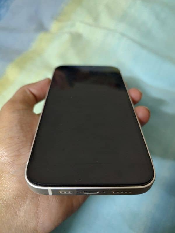 i am selling my iphone 12 factory unlocked 128gb 2