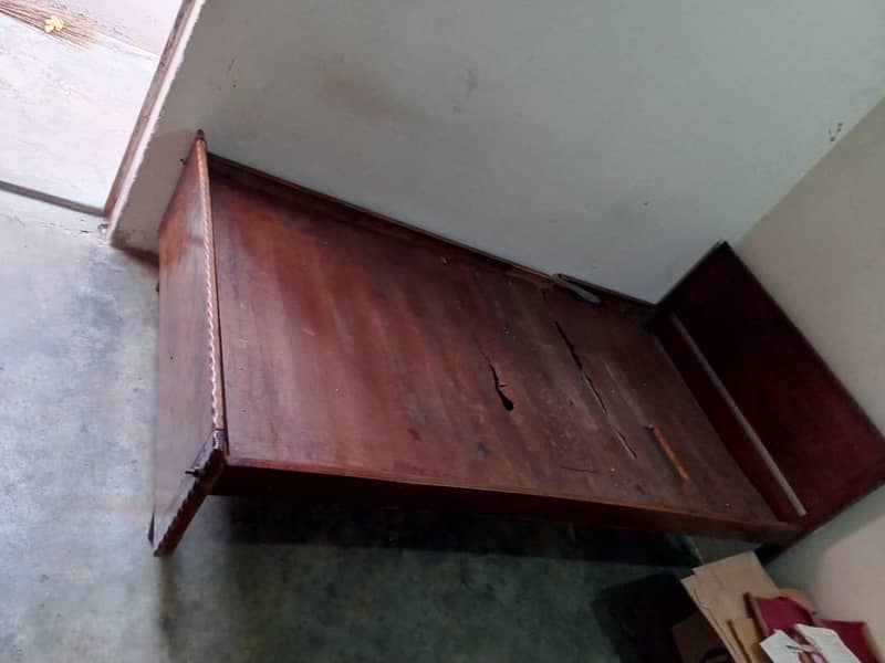 Pure wood (Taali)Single bed for Sale 1