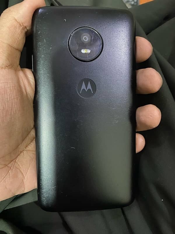 moto e4 1