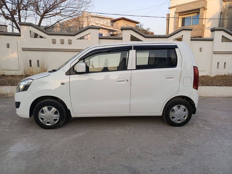 Suzuki Wagon R 2015 12