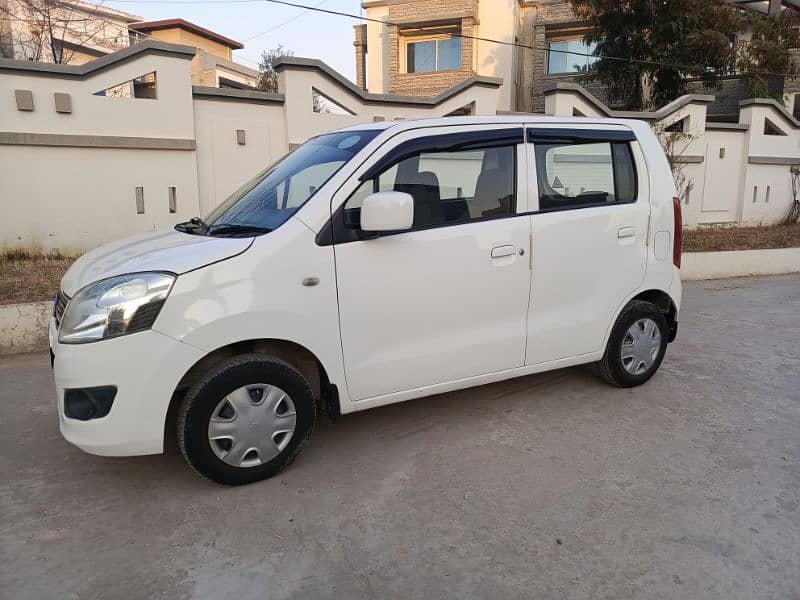 Suzuki Wagon R 2015 13