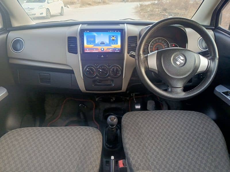 Suzuki Wagon R 2015 17