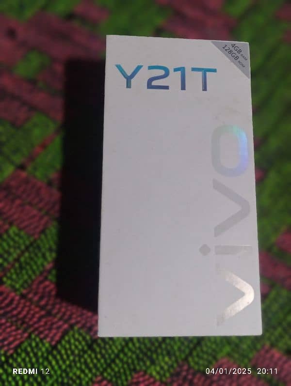 vivo Y21T for sale with box and charger 4