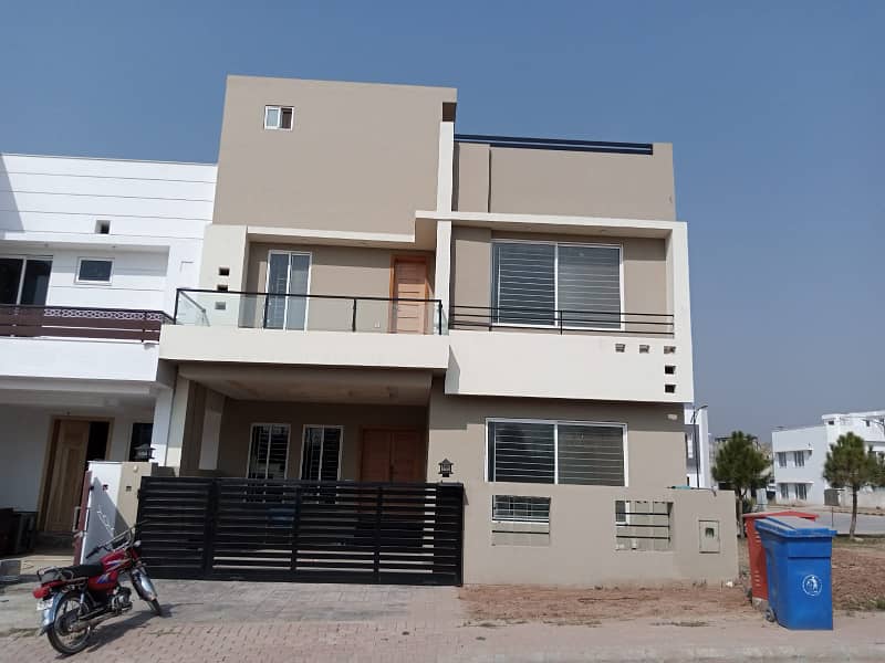 Bahria Enclave Sector H 5 Marla (26*45) House Park Facing Street Available For Sale 0