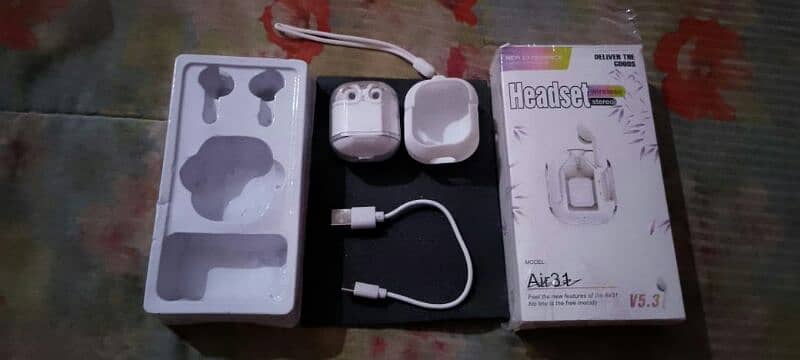 Air31 Transparent wireles Bluetooth urgent sale 2