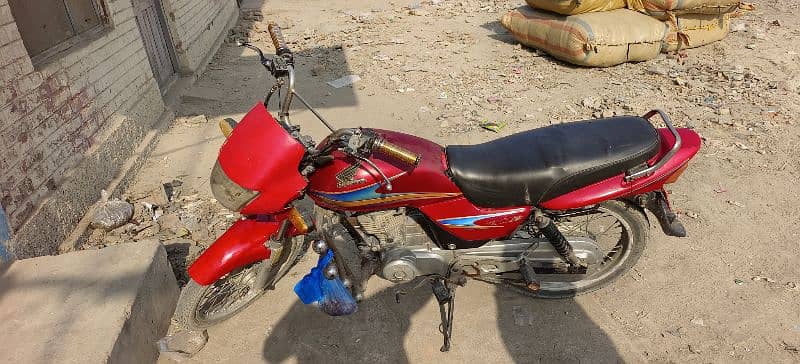 Honda 2006 Model Red Coulur 3