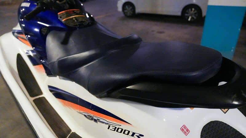 Jet Ski Yamaha GP 1300R 4