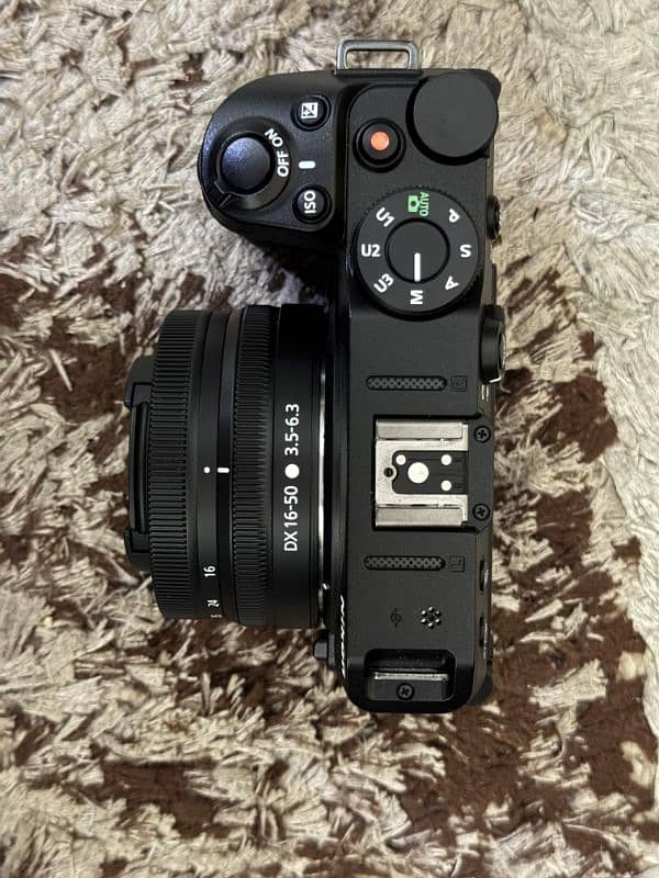 Nikon Z30 with full box 7