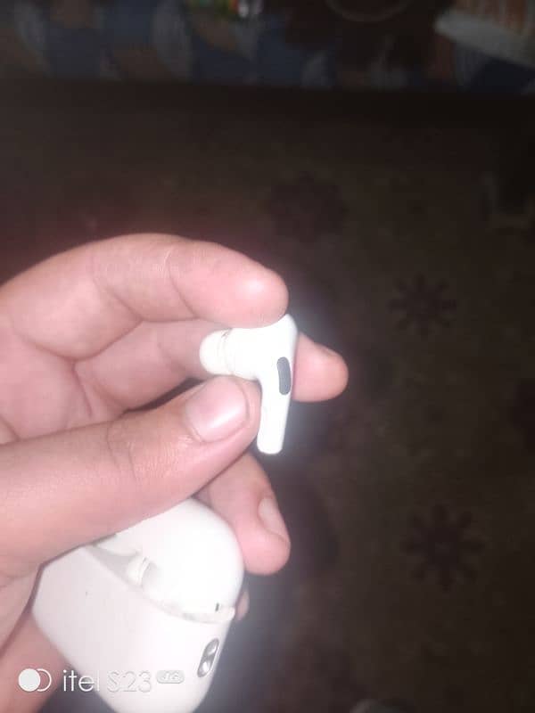 made Japan earbuds 2