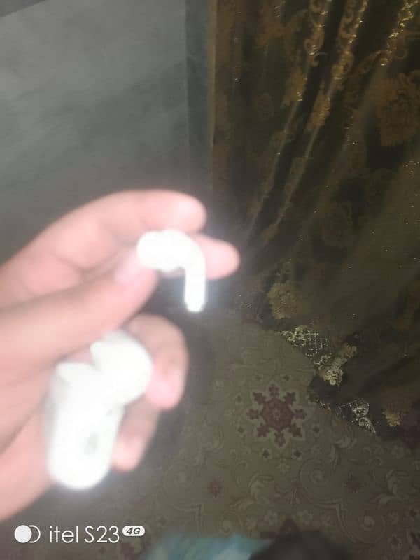 made Japan earbuds 4