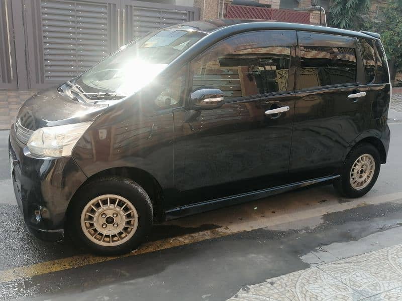 Daihatsu Move custom automatic car 22km fuel average 2