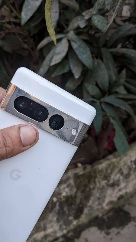 Google pixel 7 pro 12/512 duel approved 1