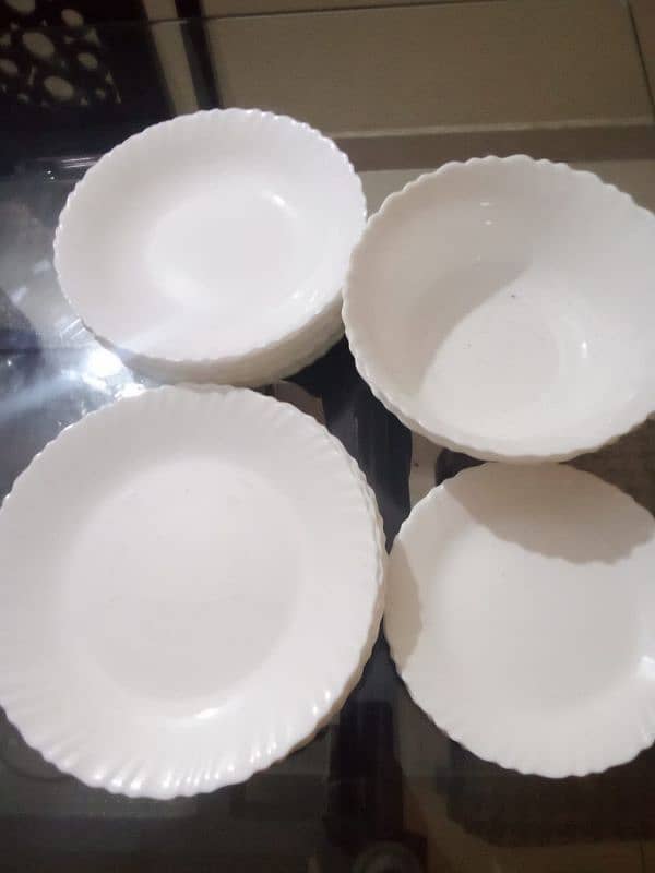 chini plates with bowl 7