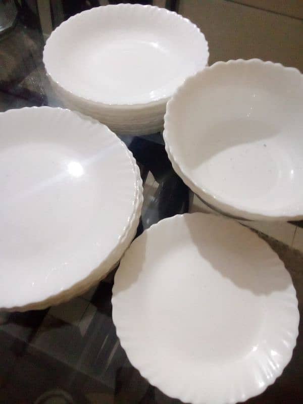 chini plates with bowl 8