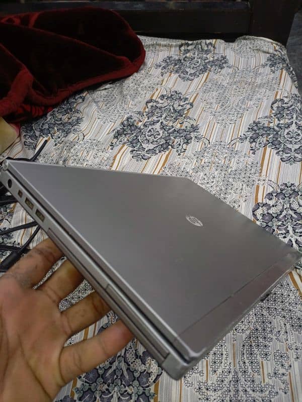 Laptop Core I5 Elitebook 8gb elitebook 7