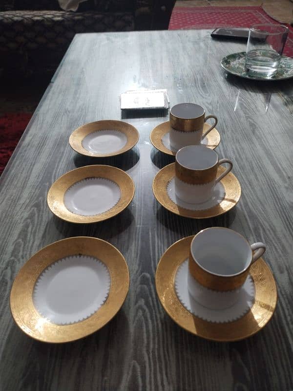 24 Crt Gold Plated Japan . . Cups & Plates 0