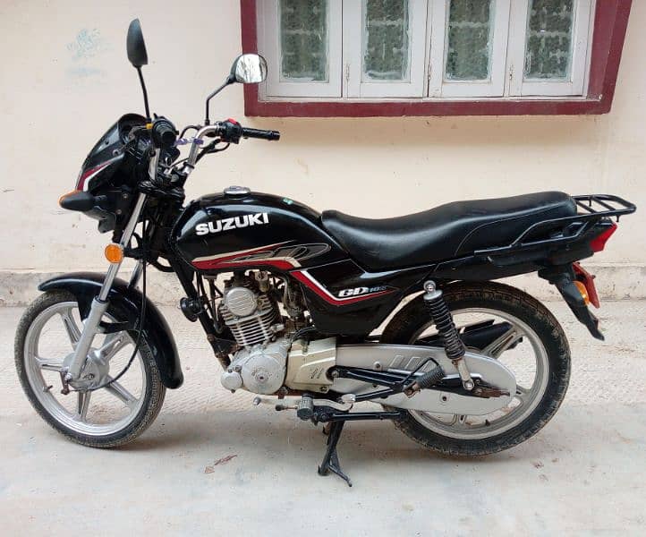 Suzuki gd 110s 8