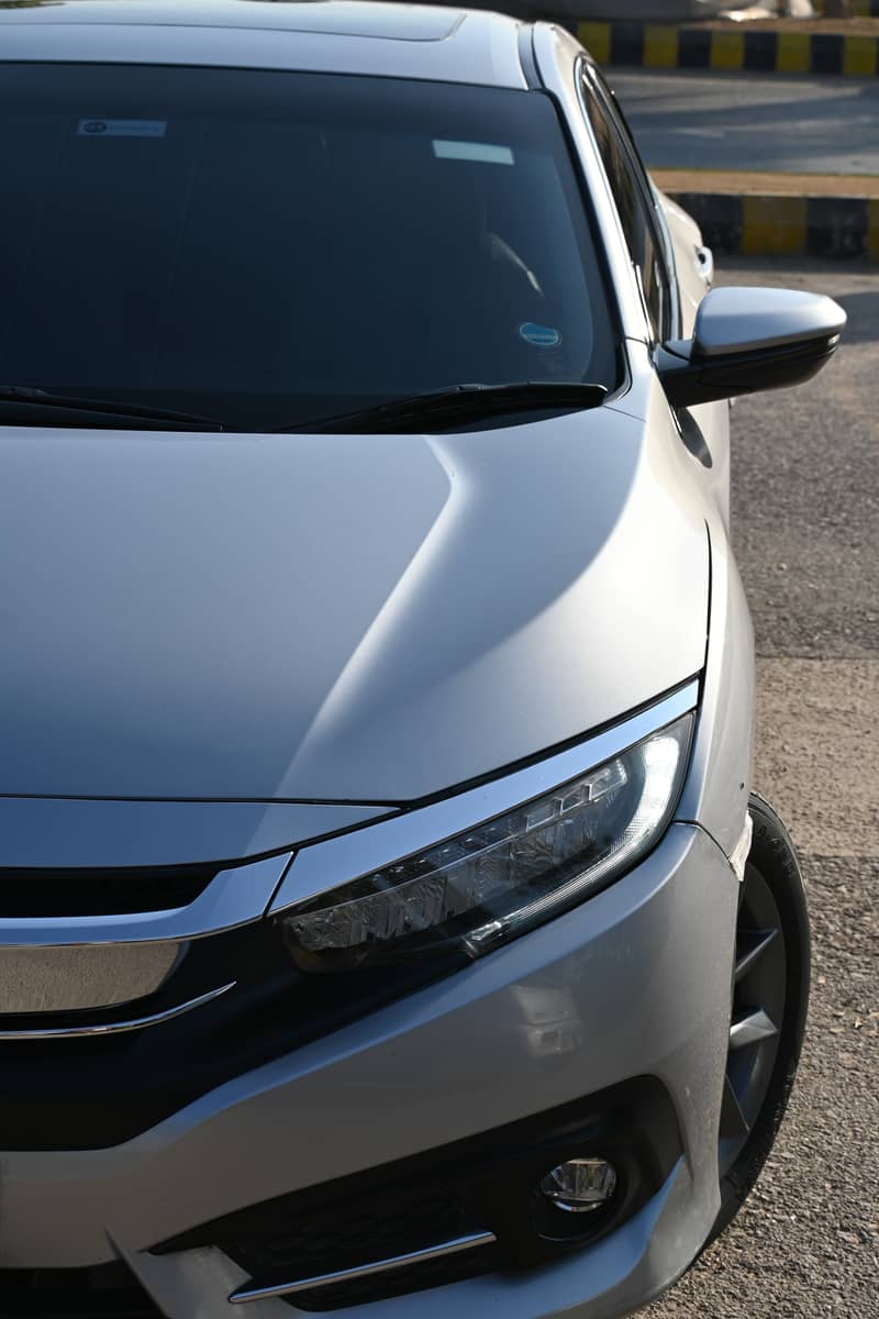 Honda Civic Oriel 2019 14