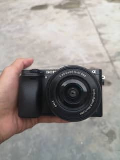 Sony a6000 Mirrorless Camera with 16-50mm Lens