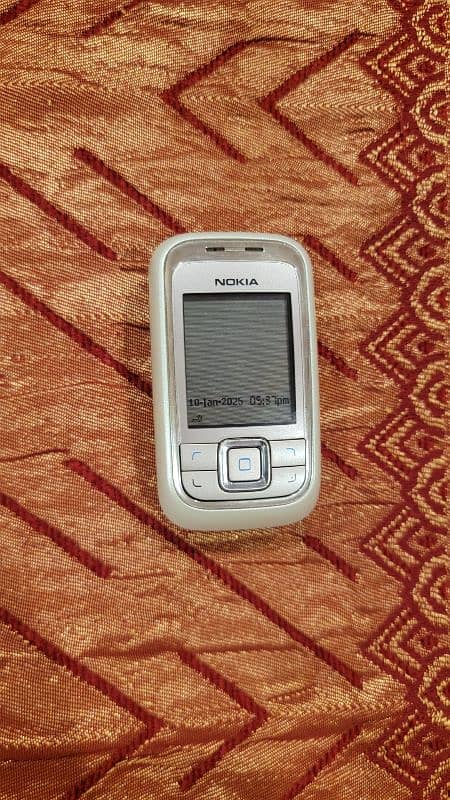 Nokia 6111.2005 Old Model Special for Students ( Girls ) 0