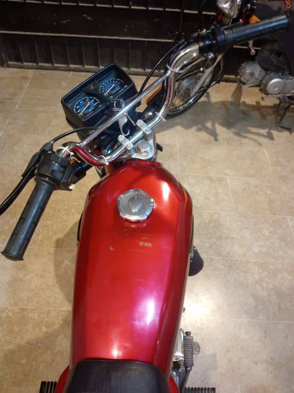 super power 125 2023 red color new condition 1