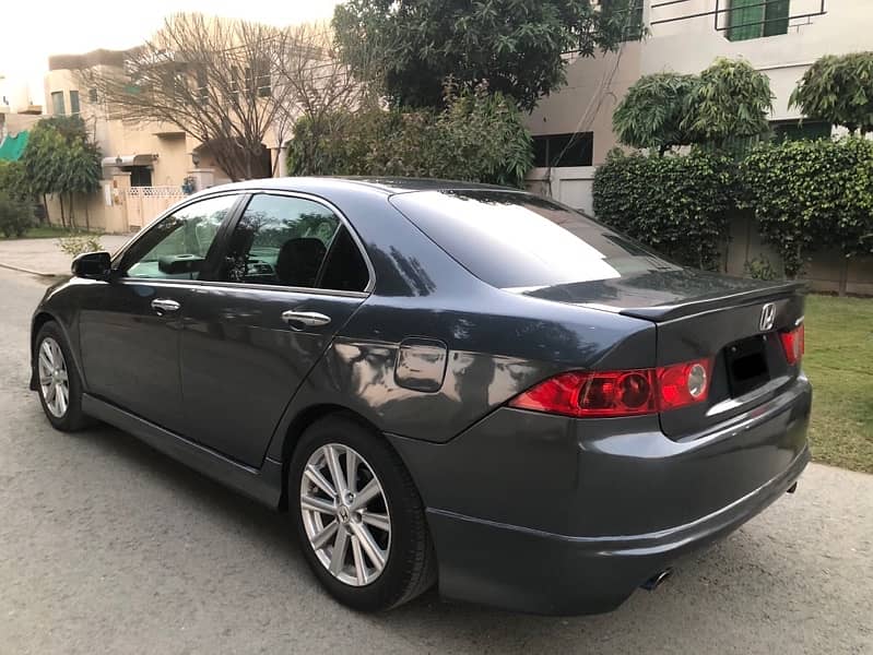 Honda Accord 2002 4