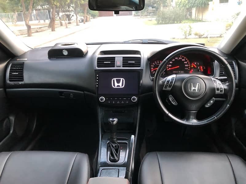 Honda Accord 2002 12