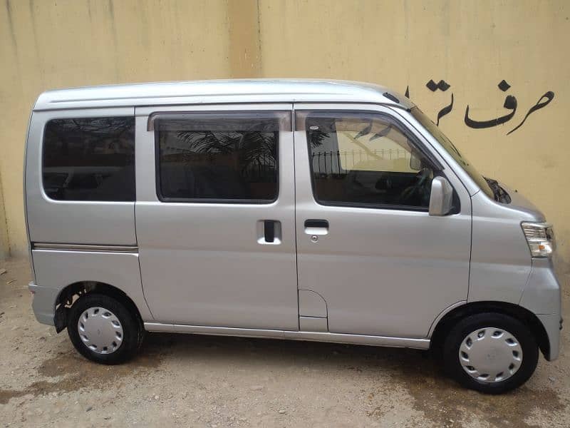 Daihatsu Hijet 2018 14